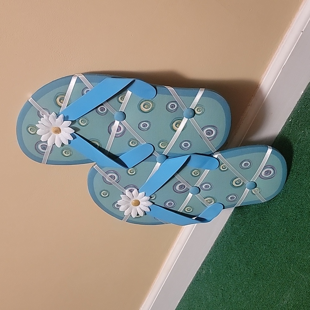 Flip Flops Beach theme bulletin board wall Decor - Picture 1 of 1